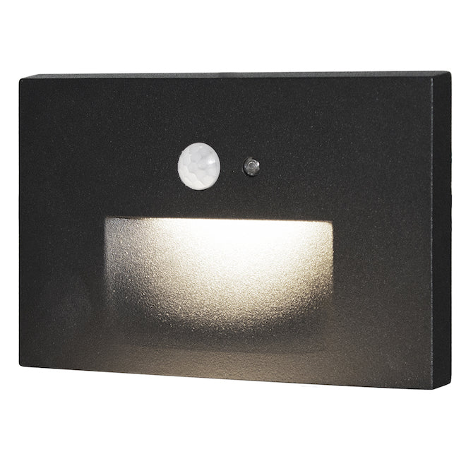 Bazz Integrated LED Recessed Step Light - Black Trim - Vertical/Horizontal - 4 3/4-in L x 3-in H-